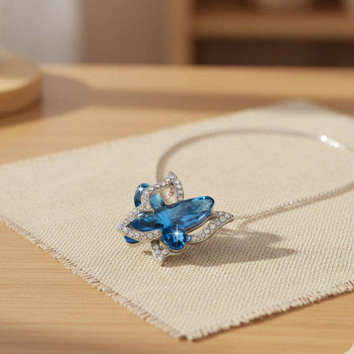 Colar de Borboleta Safira