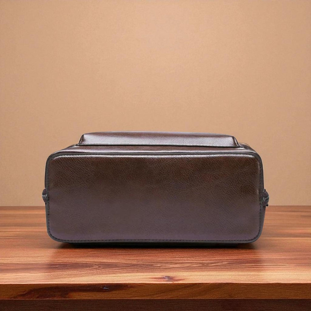 Mochila Clássica com Zíper Duplo - Design Elegante