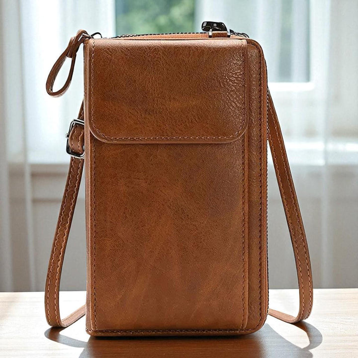 A pequena e elegante bolsa da Hila