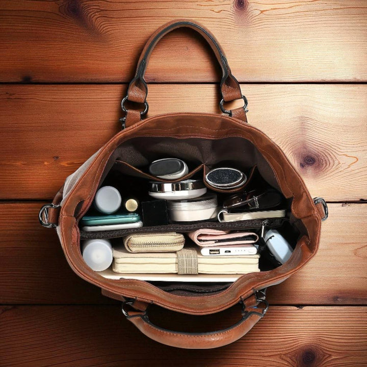 Elegância Clássica de Charlotte | Bolsa Vintage