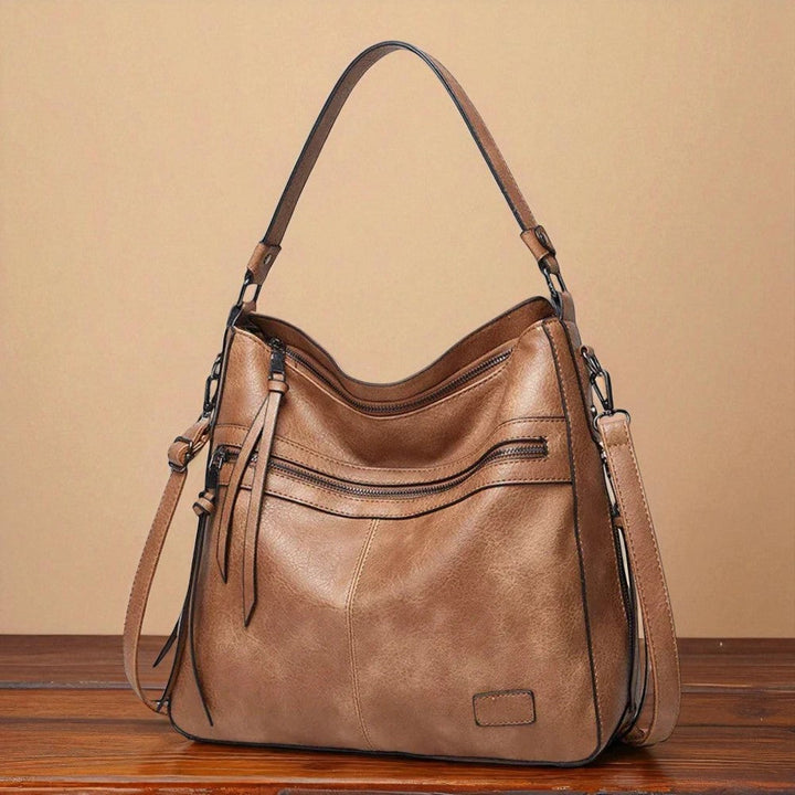 Estilo requintado da Magda | Bolsa de luxo