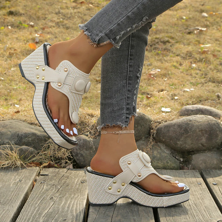 Melvina Gloss Slides