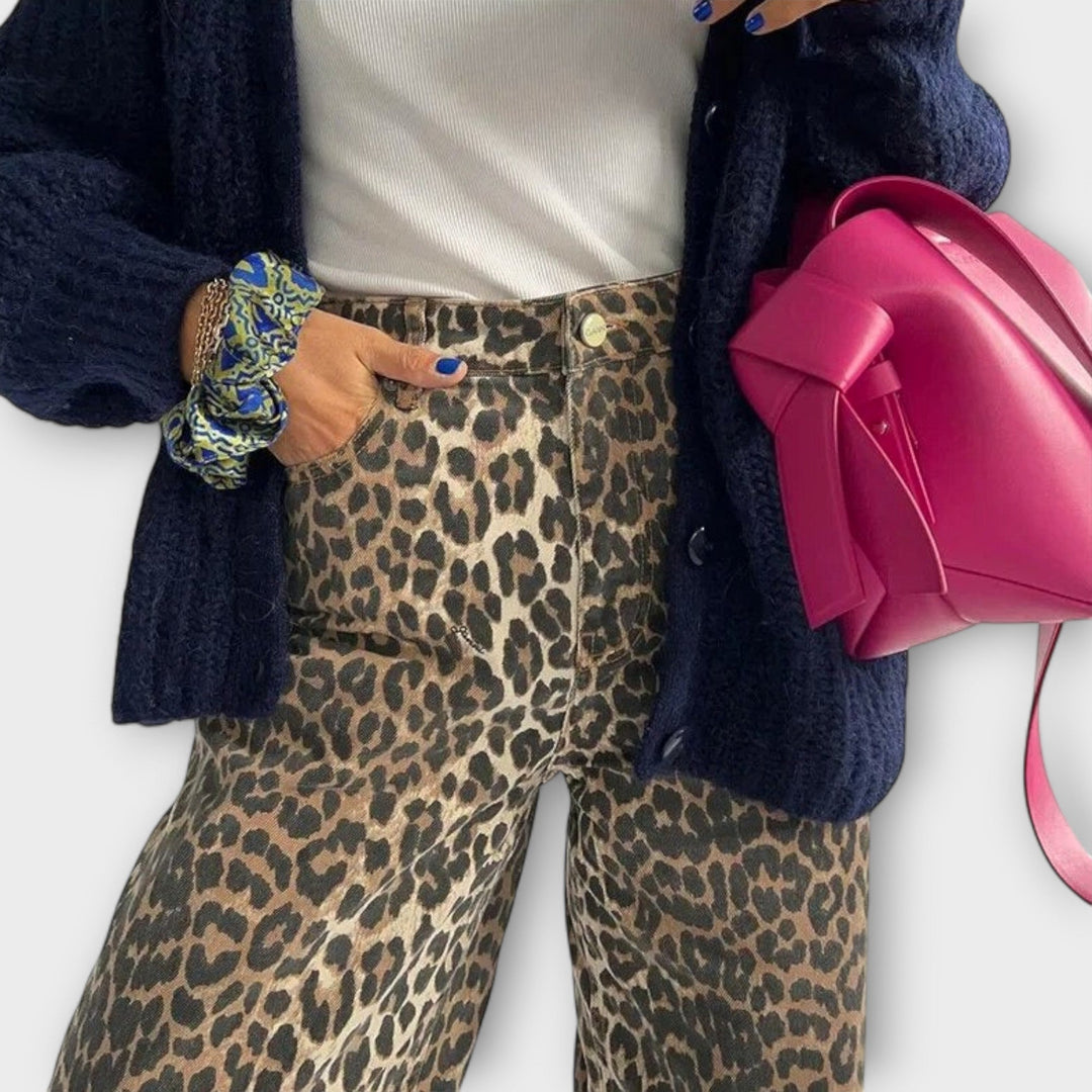Chandra - Jeans Vintage com Estampa de Leopardo