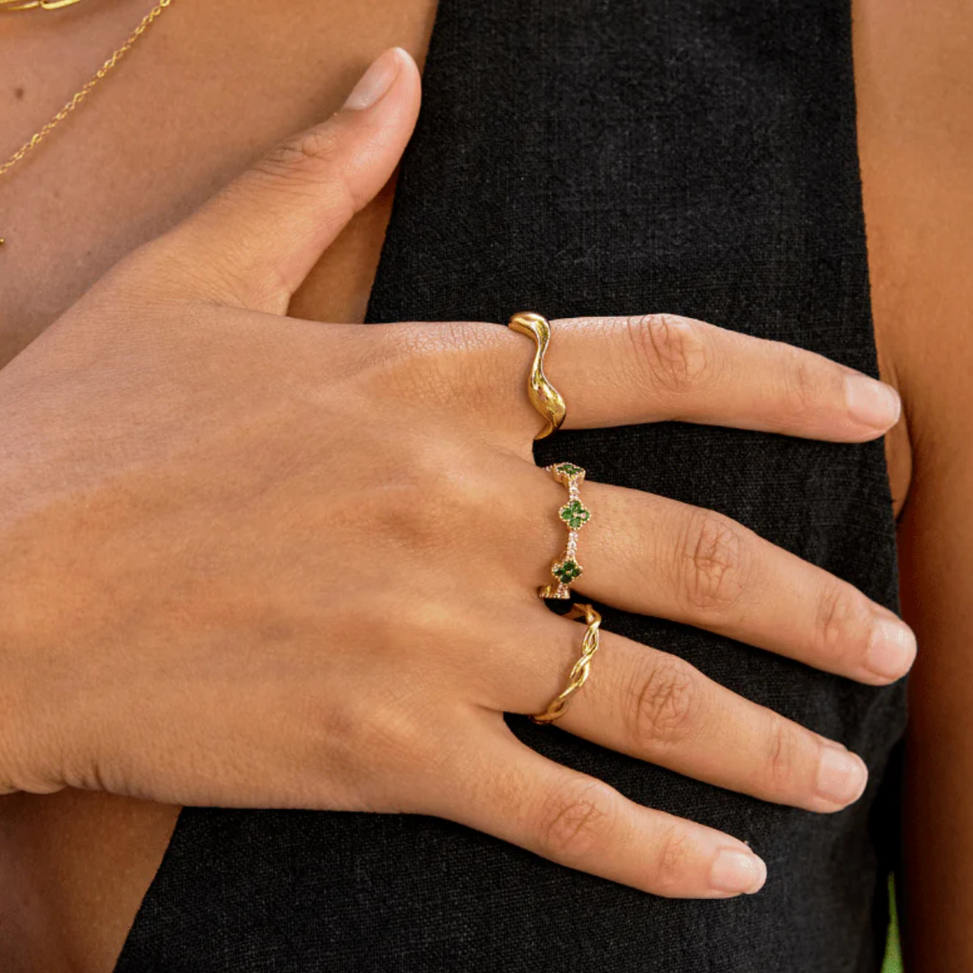 ANEL DE ONDA ELEGANTE