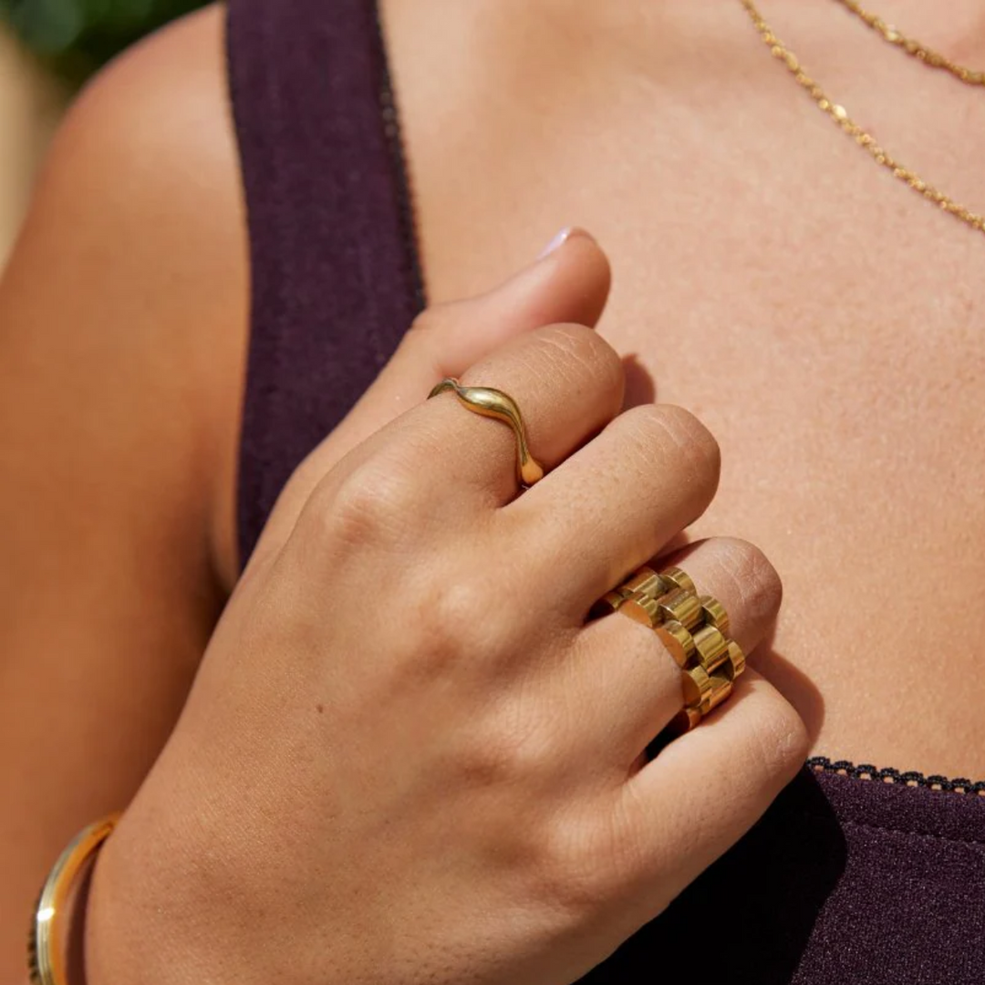 ANEL DE ONDA ELEGANTE